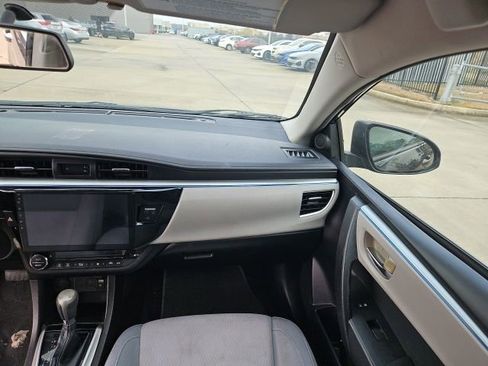 Used 2014 Toyota Corolla L image 31