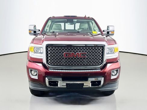 Used 2016 GMC Sierra 2500 Denali w/ Duramax Plus Package image 2