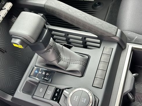 New 2026 Toyota Tacoma SR5 AWD/4WD image 22