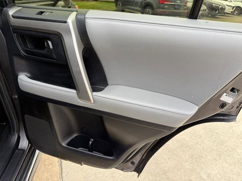 Used 2010 Toyota 4Runner SR5 image 18