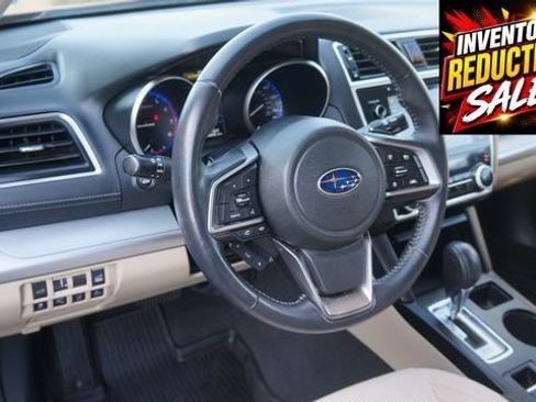 Used 2018 Subaru Outback 2.5i Premium AWD/4WD image 11
