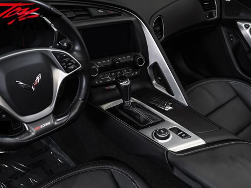 Used 2015 Chevrolet Corvette Z06 w/ 2LZ Preferred Equipment Group RWD image 32