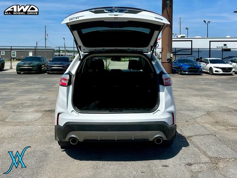 Used 2020 Ford Edge SEL w/ Cold Weather Package AWD/4WD image 36