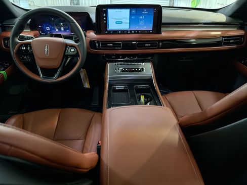 New 2025 Lincoln Aviator Reserve image 23