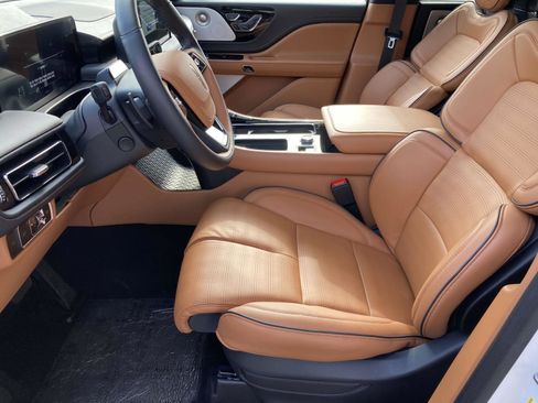 New 2025 Lincoln Aviator Black Label image 22