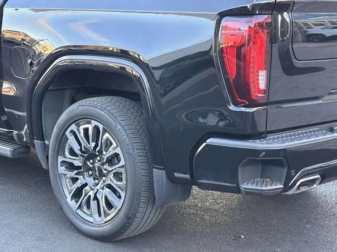 Used 2024 GMC Sierra 1500 Denali Ultimate image 15