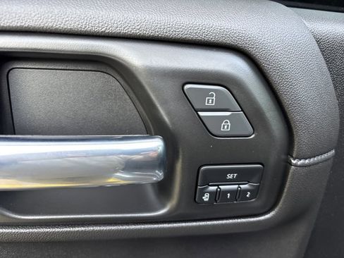 Used 2023 Chevrolet Silverado 2500 High Country w/ Z71 Off-Road Package image 28