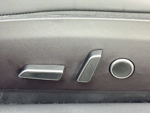 Used 2022 Tesla Model 3 Long Range AWD/4WD image 16