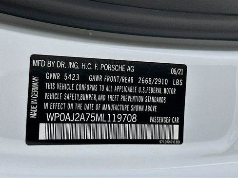 Used 2021 Porsche Panamera 4 image 36