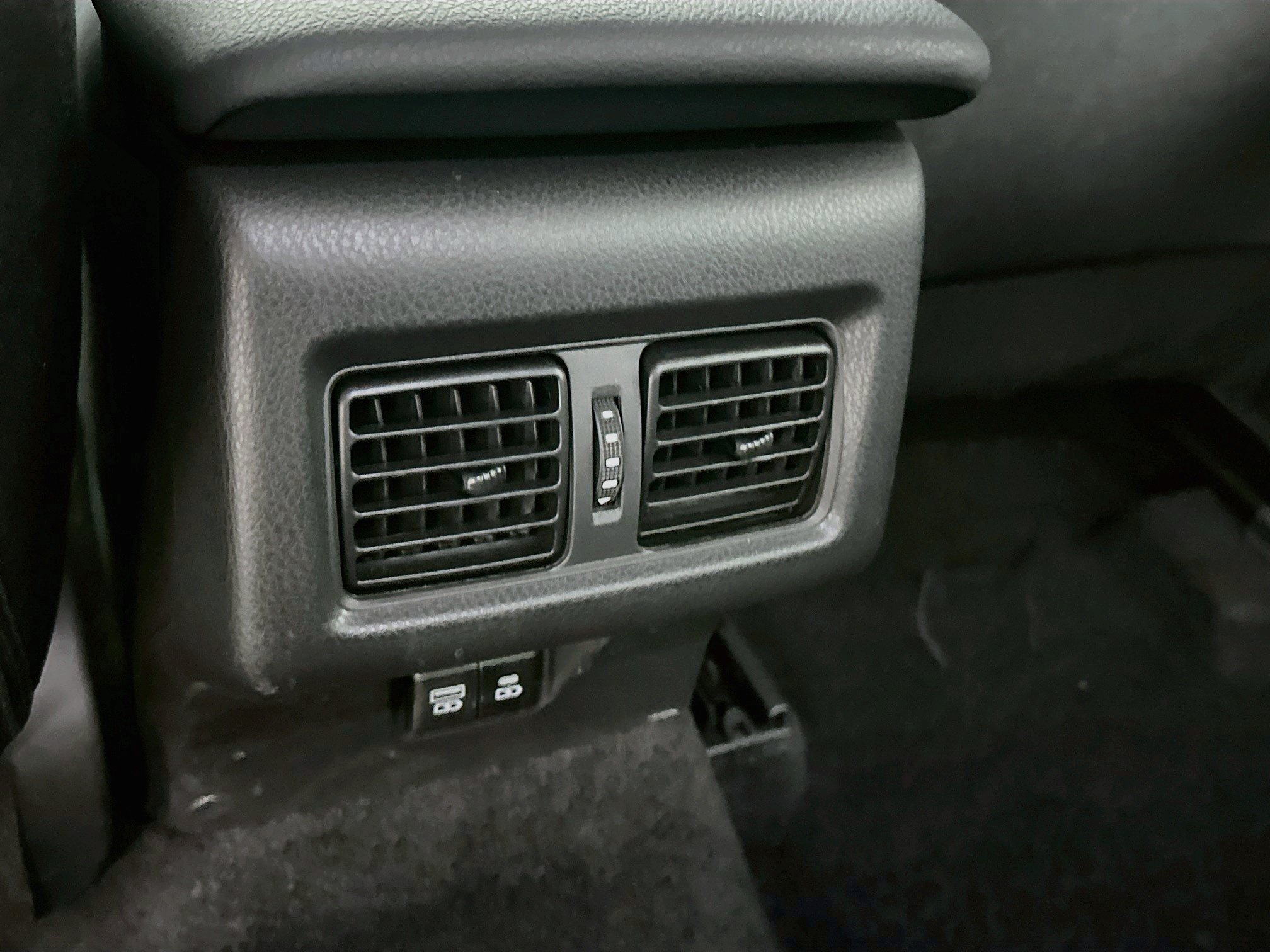 Used 2026 Toyota Camry LE w/ Convenience Package FWD image 28