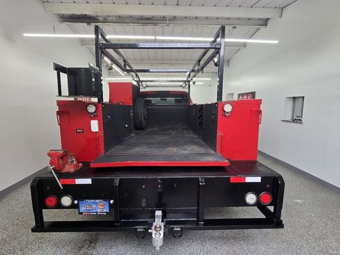 Used 2018 RAM 3500 Tradesman w/ Power & Remote Entry Group image 6