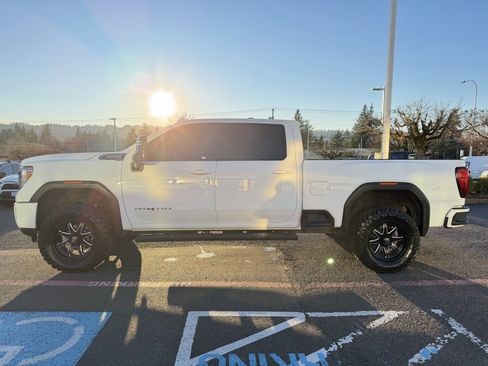 Used 2022 GMC Sierra 2500 AT4 image 5
