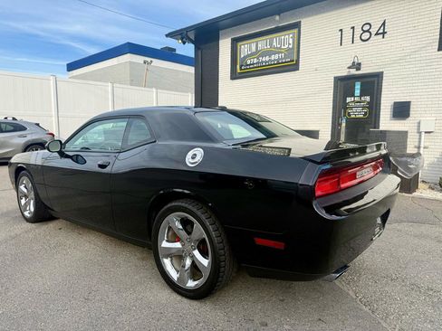 Used 2013 Dodge Challenger R/T RWD image 3