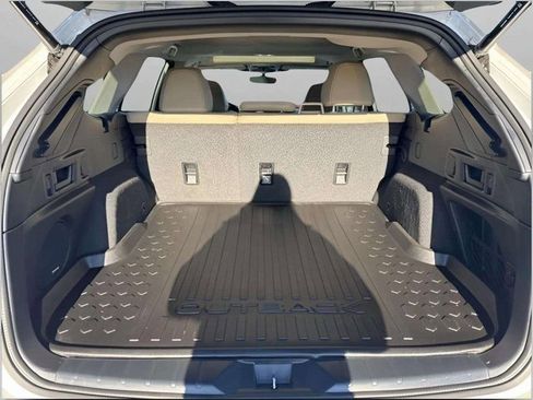 Certified 2025 Subaru Outback Limited image 6