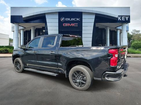 Used 2022 Chevrolet Silverado 1500 Custom image 4