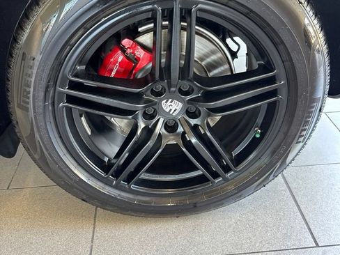 Used 2020 Porsche Macan S AWD/4WD image 19