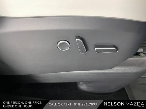 Used 2023 Tesla Model X Plaid image 39