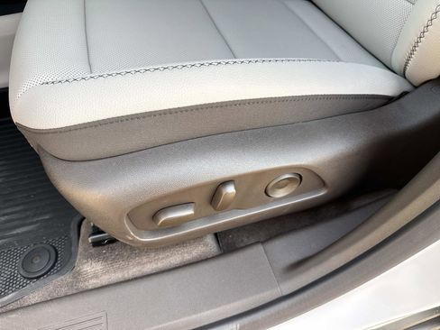 New 2026 GMC Terrain Denali w/ LPO, Black Badging Package AWD/4WD image 21