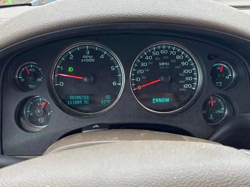 Used 2011 Chevrolet Tahoe LT AWD/4WD image 38