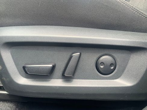 Certified 2026 Nissan Rogue SV image 8