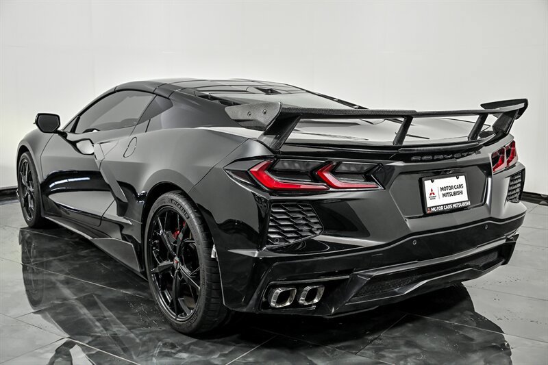 Used 2021 Chevrolet Corvette Stingray Premium Cpe w/ Z51 Performance Package RWD image 7