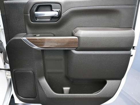 Used 2022 Chevrolet Silverado 1500 RST w/ Redline Edition image 31