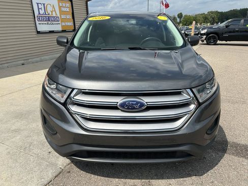 Used 2016 Ford Edge SE FWD image 2