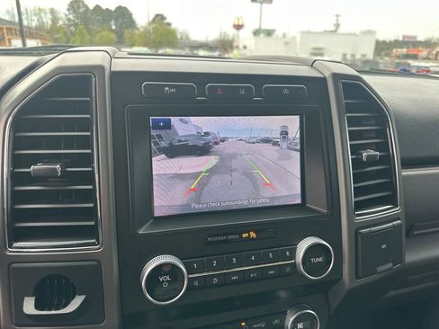 Used 2021 Ford Expedition XLT RWD image 18