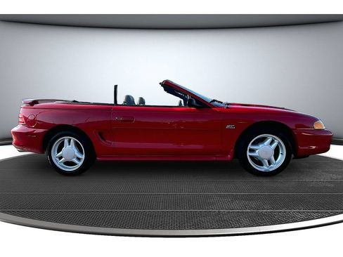 Used 1995 Ford Mustang GT RWD image 13