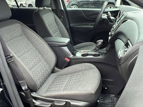 Used 2024 Chevrolet Equinox LT image 9