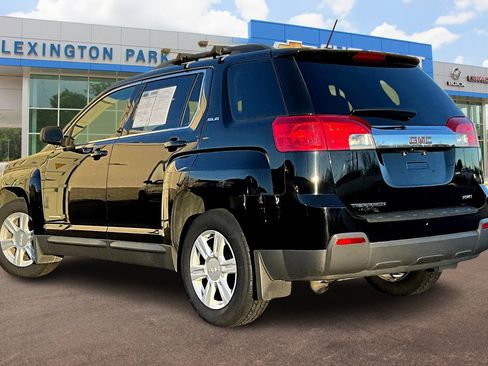 Used 2015 GMC Terrain SLE w/ Convenience Package image 2
