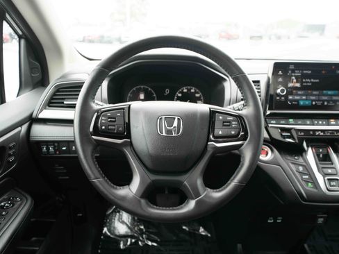 Used 2025 Honda Odyssey EX-L image 21