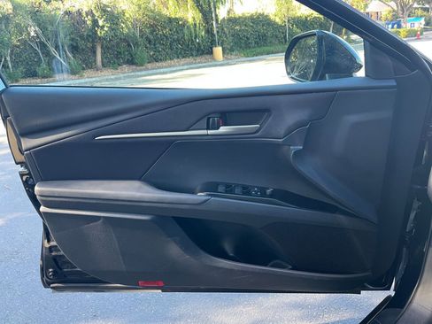 Used 2025 Toyota Camry LE image 20