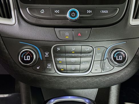 Used 2024 Chevrolet Malibu LT image 23