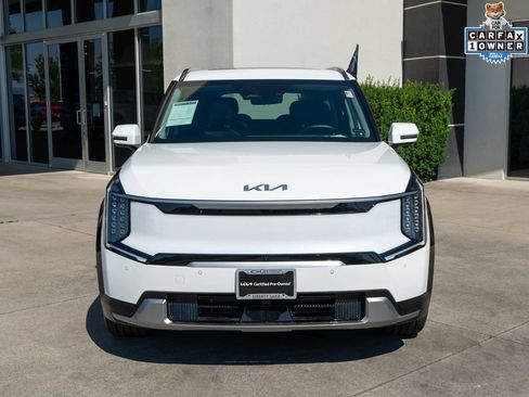Certified 2024 Kia EV9 Land AWD/4WD image 2