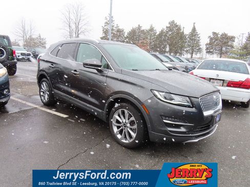 Used 2019 Lincoln MKC Select w/ Select Plus Package image 1