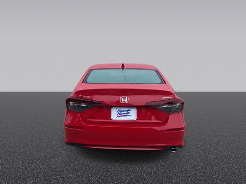 Used 2025 Honda Civic Sport image 8