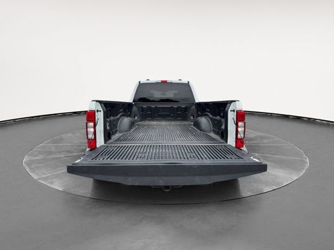 Used 2021 Ford F250 XLT AWD/4WD image 5