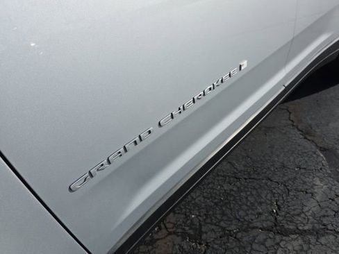 Used 2024 Jeep Grand Cherokee L Limited w/ Luxury Tech Group II image 68