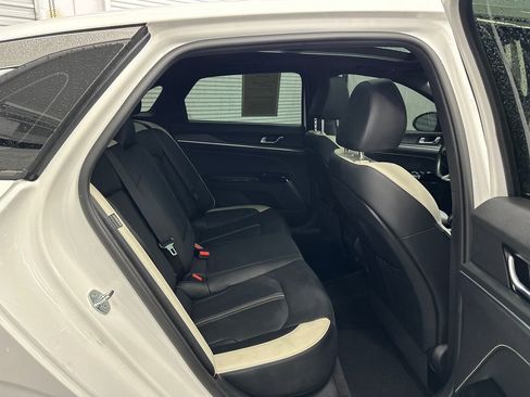 Used 2025 Kia K5 GT-Line w/ GT-Line Premium Package image 15