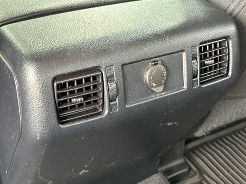 Used 2018 Toyota Tundra SR5 w/ TRD Off Road Package AWD/4WD image 14