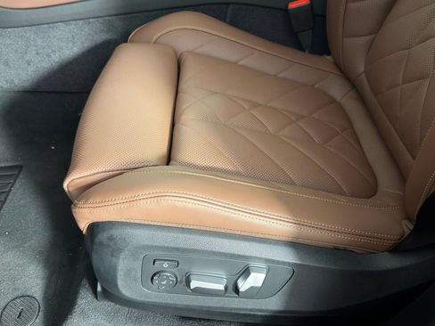 Used 2026 BMW X5 sDrive40i w/ M Sport Package RWD image 28