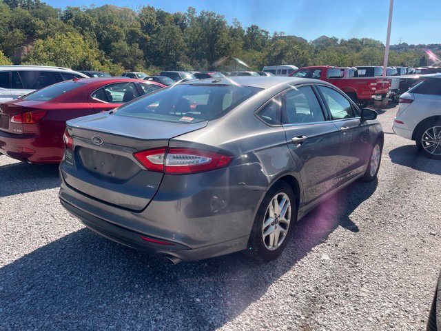 Used 2013 Ford Fusion SE FWD image 4