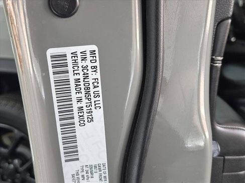 Used 2023 Jeep Compass Latitude AWD/4WD image 27
