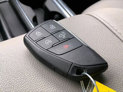 Used 2024 Chevrolet Silverado 1500 LT Trail Boss w/ Convenience Package II image 15