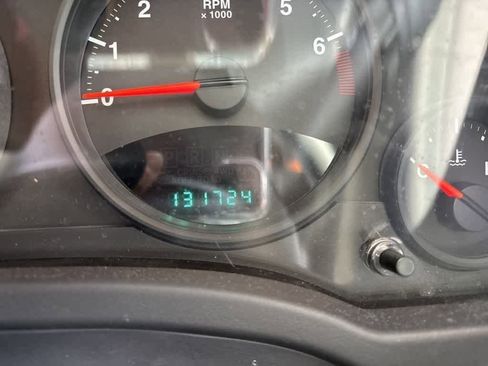 Used 2013 Jeep Compass Sport image 11