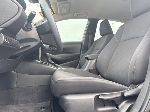 Used 2023 Toyota Corolla LE FWD image 15
