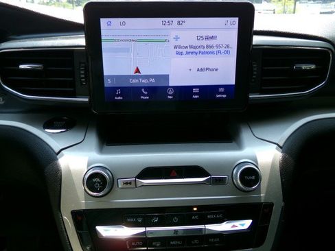 Used 2023 Ford Explorer XLT w/ Equipment Group 202A AWD/4WD image 23