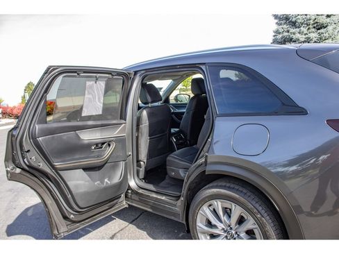Used 2026 MAZDA CX-90 3.3 Turbo w/ Preferred Package AWD/4WD image 17