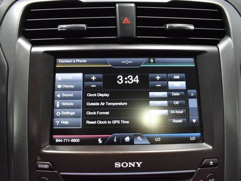 Used 2016 Ford Fusion Titanium FWD image 24